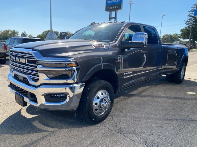 2025 Ram 3500 Limited photo 6