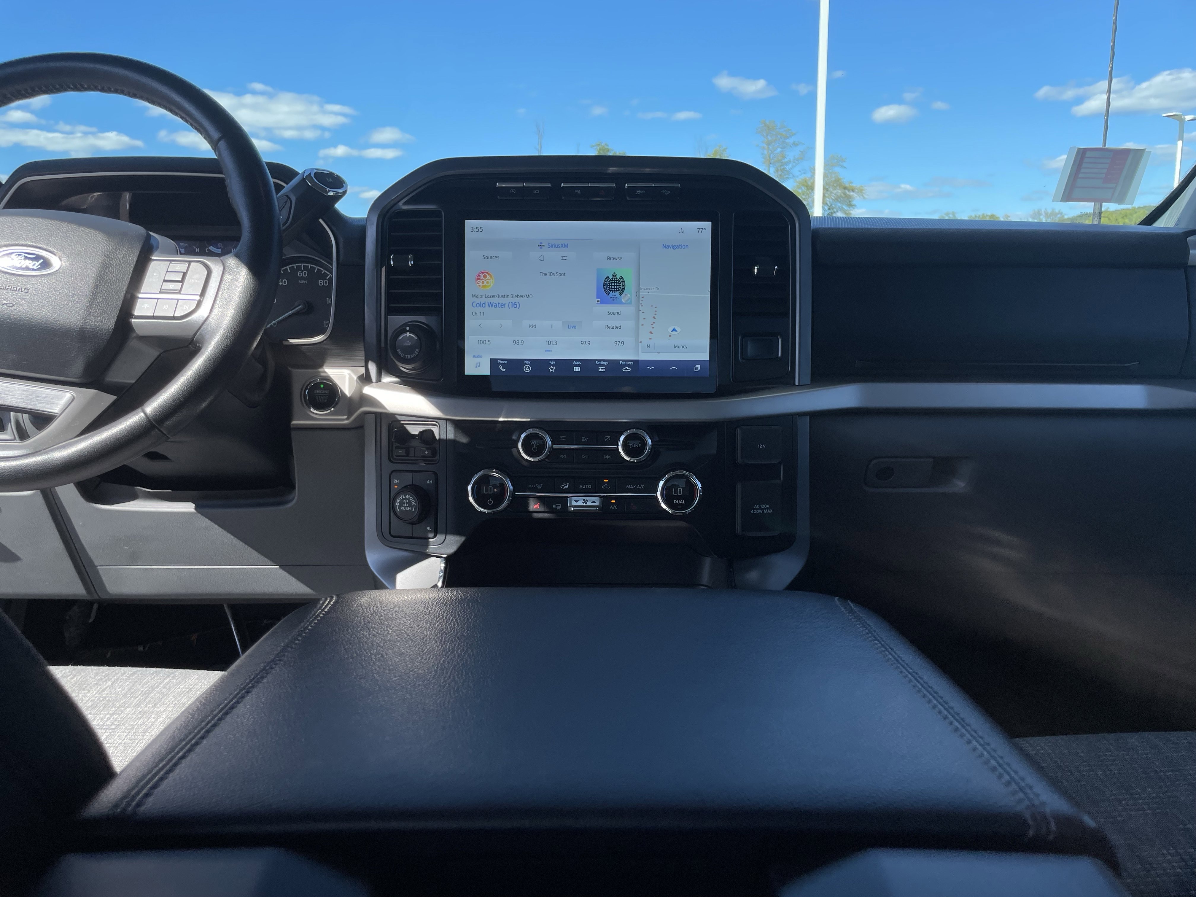 2021 Ford F-150 XLT photo 10