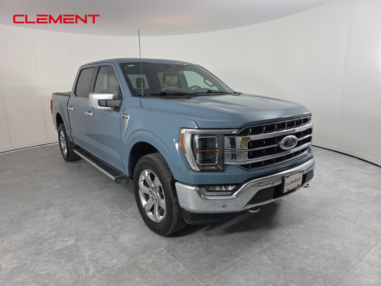 2023 Ford F-150 Lariat photo 3