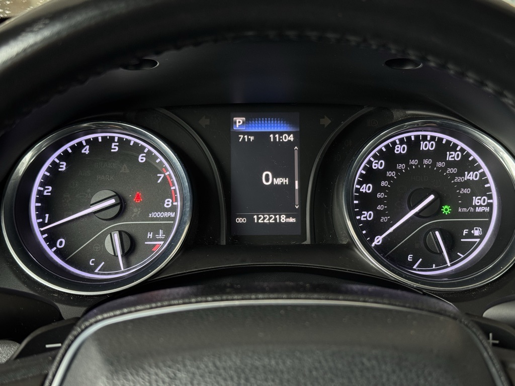 2020 Toyota Camry SE photo 27