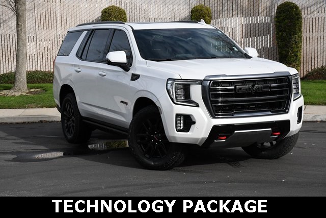 2023 GMC Yukon AT4's photo