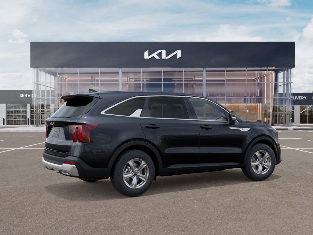2026 Kia Sorento LX photo 4