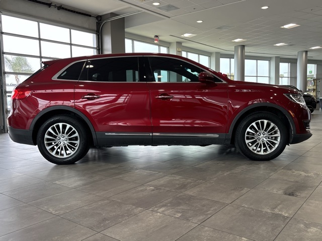 2016 Lincoln MKX Select photo 2