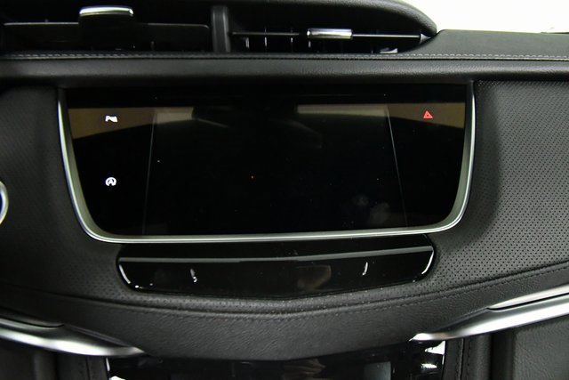 2025 Cadillac XT5 Luxury photo 12