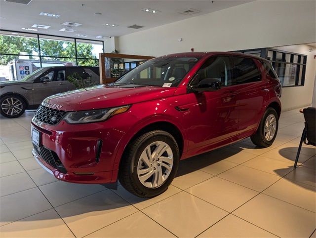 2024 Land Rover Discovery Sport S photo 2