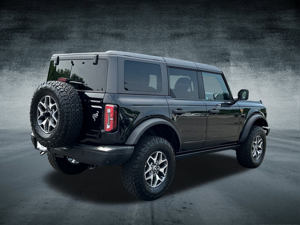 2024 Ford Bronco Badlands photo 4