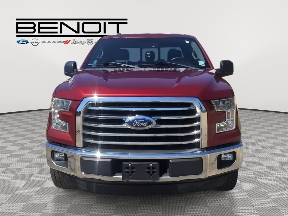 2015 Ford F-150 XLT photo 2
