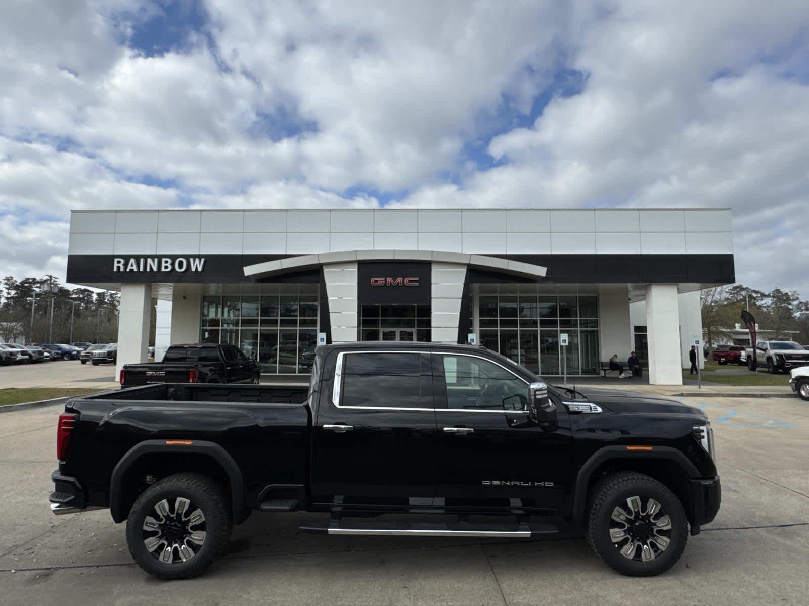 2026 GMC Sierra 2500HD Denali's photo