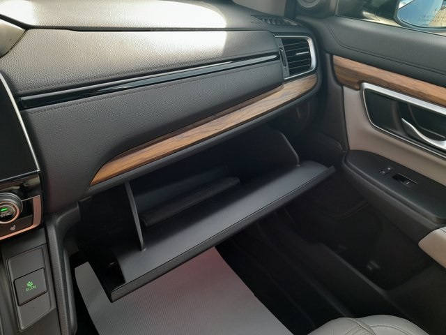 2019 Honda CR-V Touring photo 32