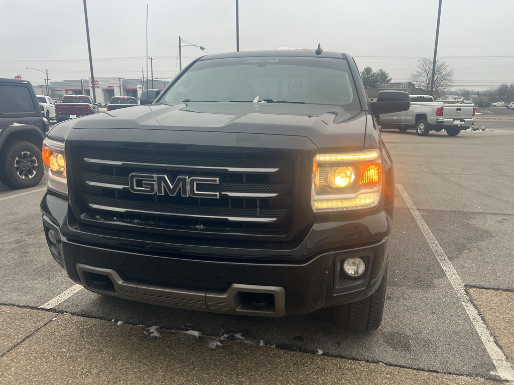 2015 GMC Sierra 1500 SLT's photo