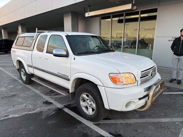 Used 2005 Toyota Tundra SR5 with VIN 5TBBT44185S460241 for sale in Littleton, CO