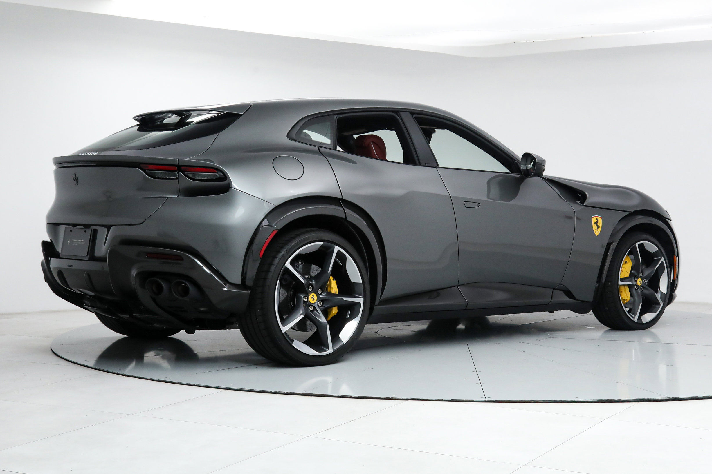 2024 Ferrari Purosangue photo 3