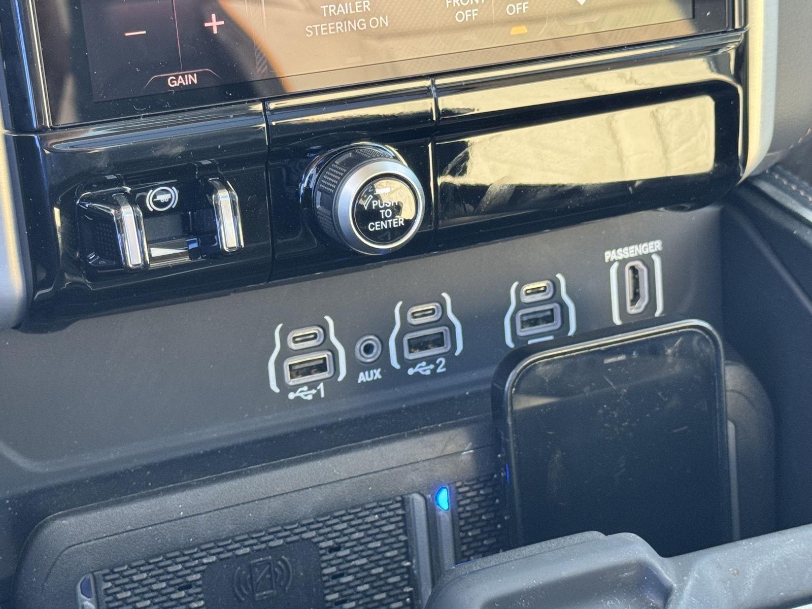 2025 Ram 1500 photo 20