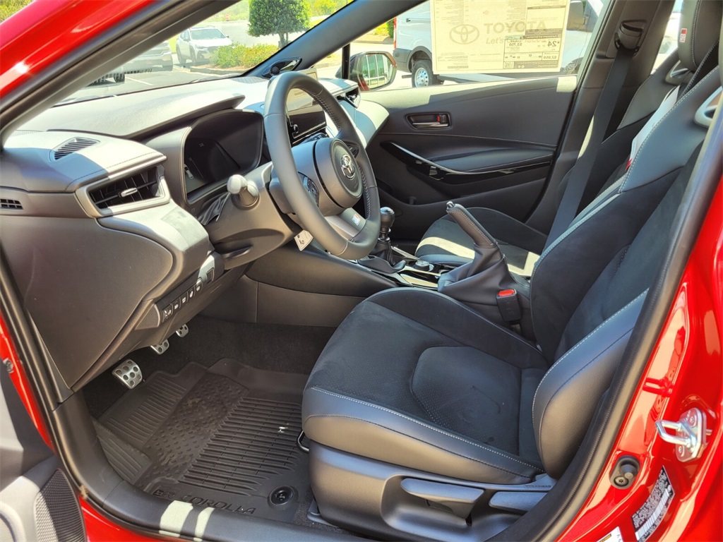 2025 Toyota Corolla GR Premium photo 4