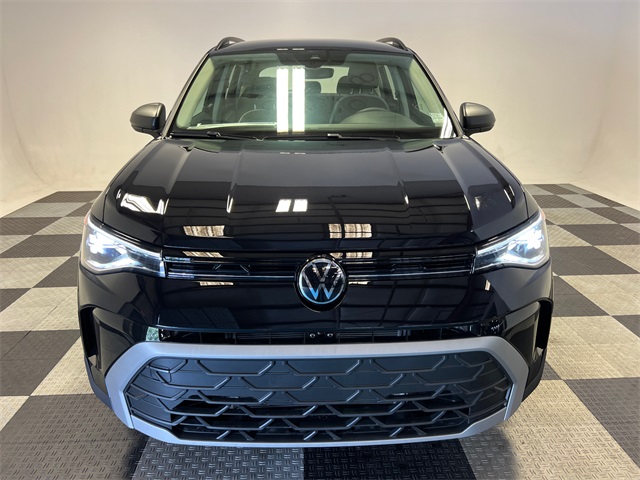 2025 Volkswagen Taos S photo 2