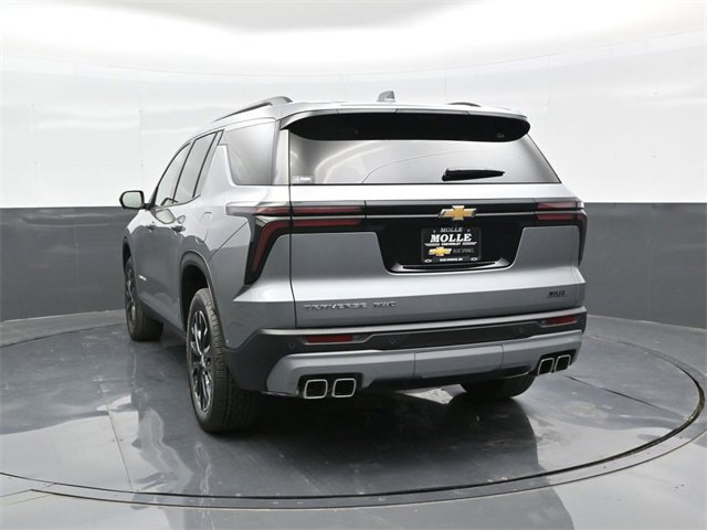 2026 Chevrolet Traverse photo 4