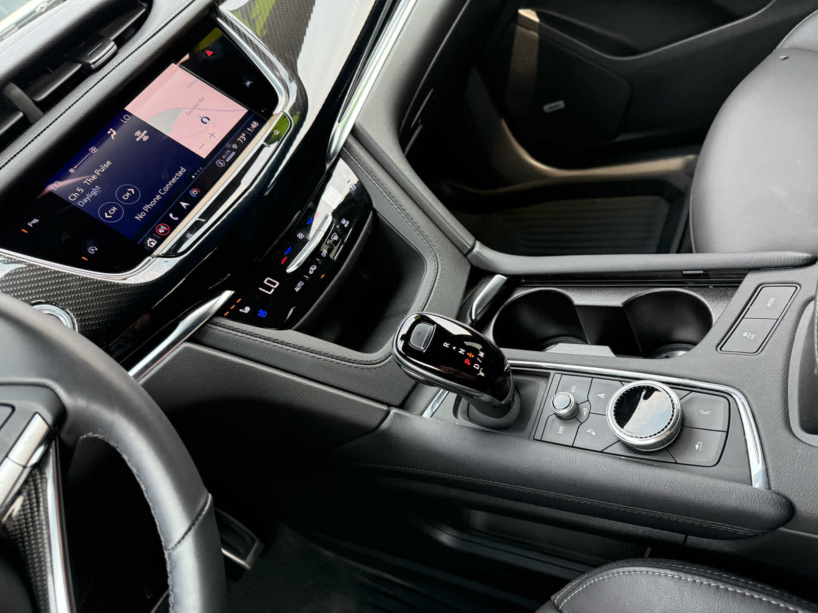 2024 Cadillac XT6 Sport photo 25