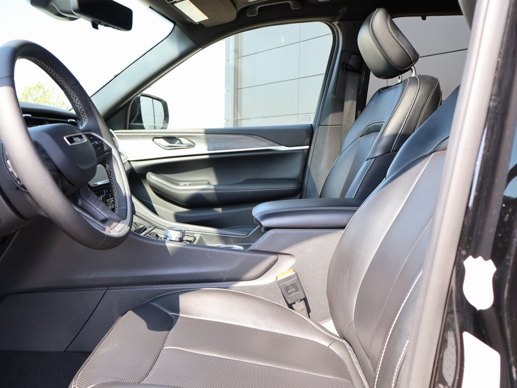 2024 Jeep Grand Cherokee Limited photo 24