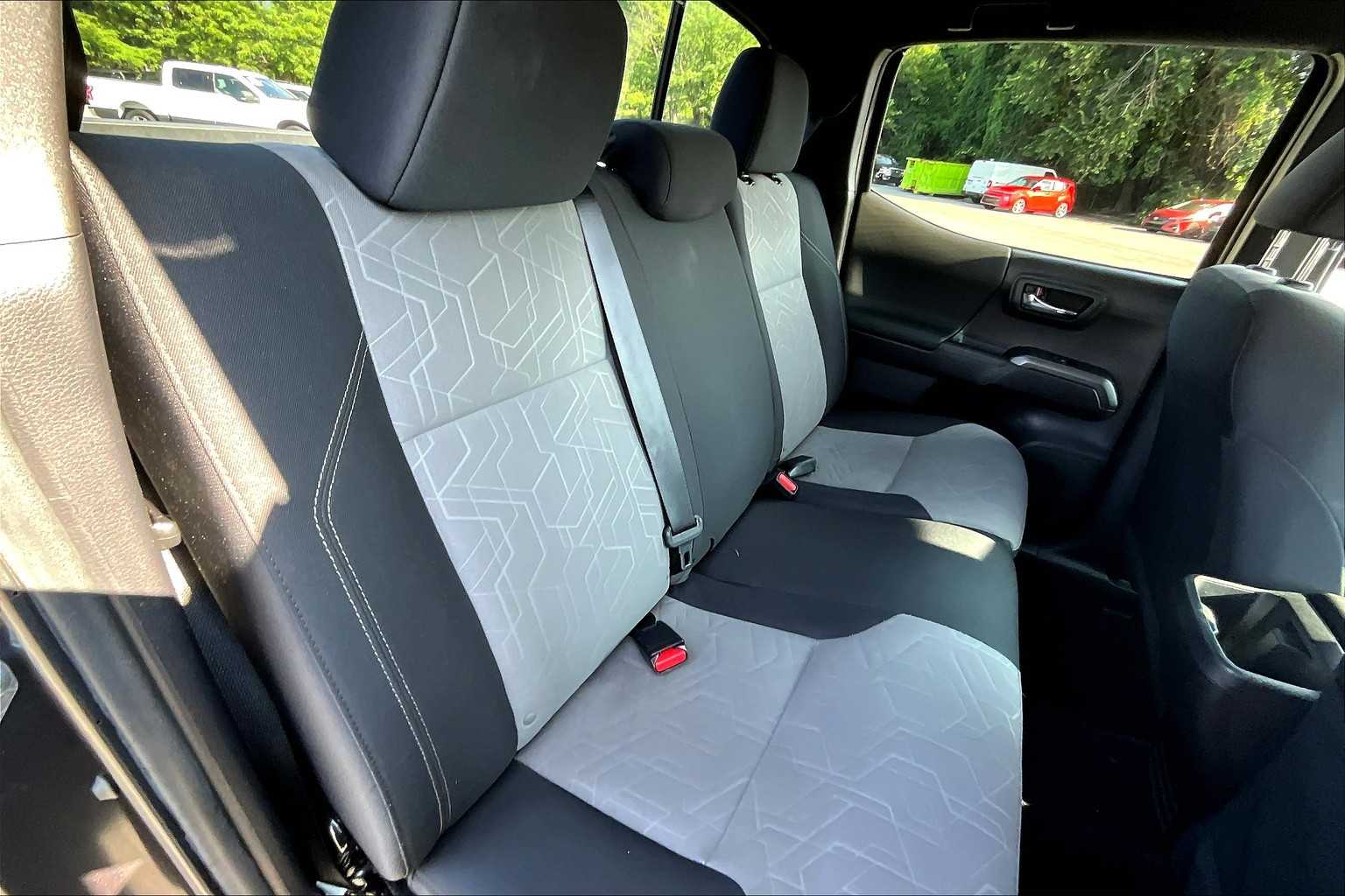 2023 Toyota Tacoma TRD Double Cab V6 photo 18