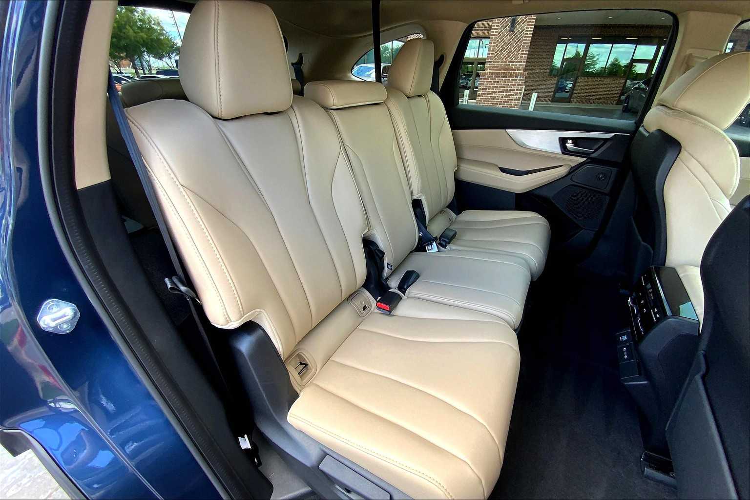 2025 Acura MDX SH-AWD photo 19