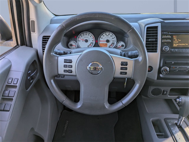 2014 Nissan Frontier Desert Runner photo 14