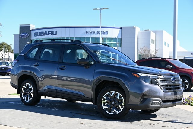 2026 Subaru Forester Base's photo