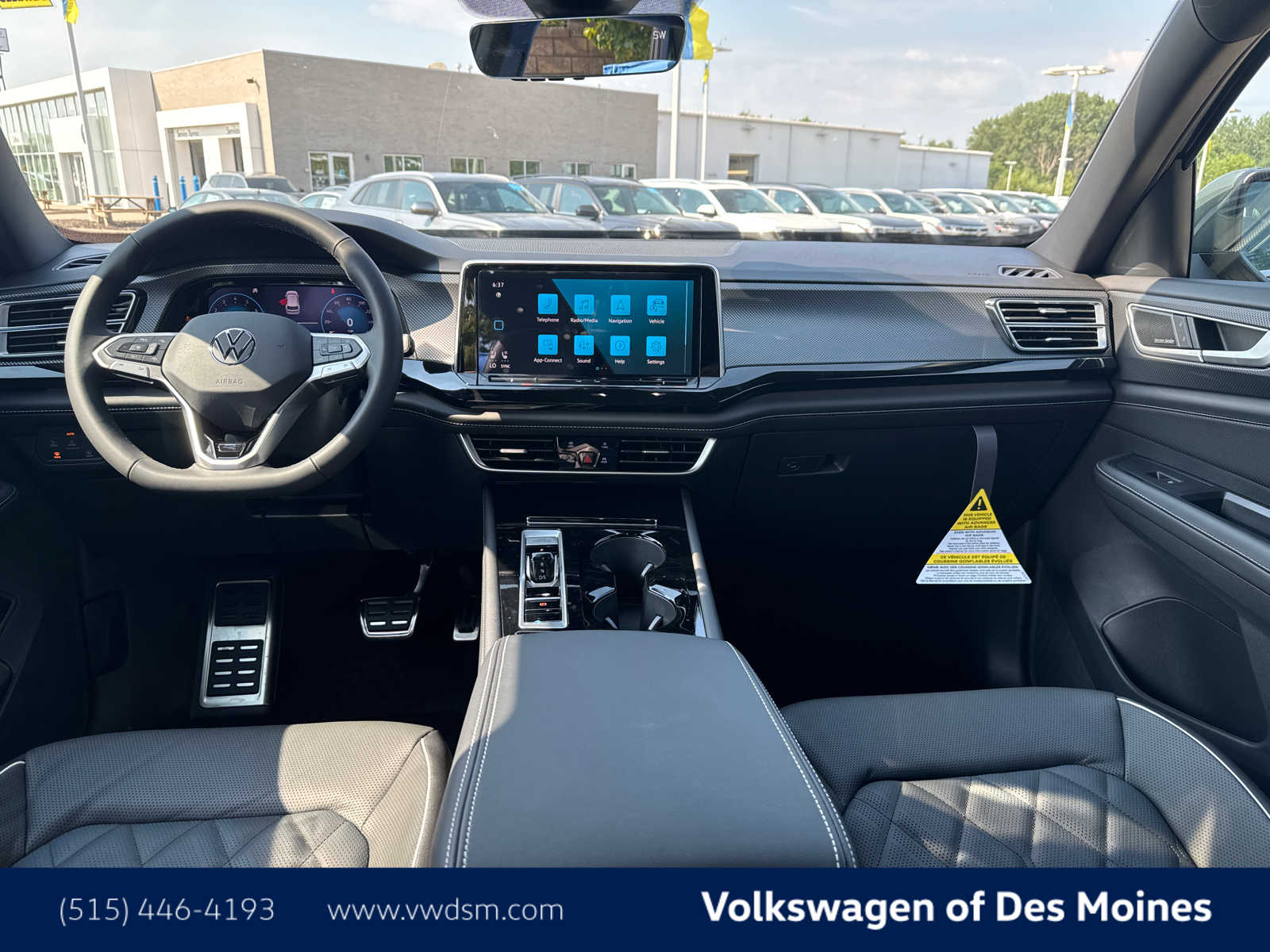 2026 Volkswagen Atlas Cross Sport SEL Premium R-Line photo 8