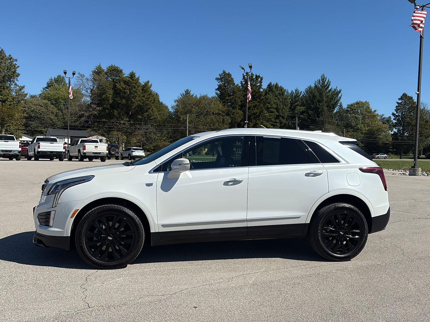 2022 Cadillac XT5 Luxury photo 3