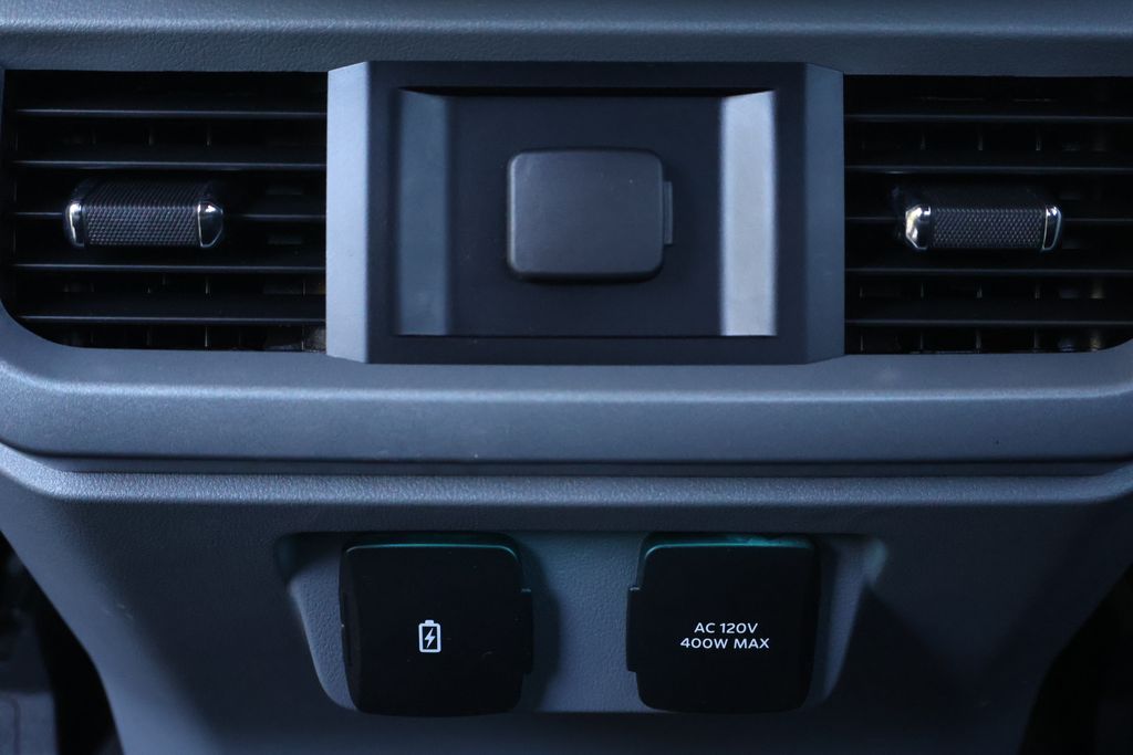 2023 Ford F-150 XLT photo 44