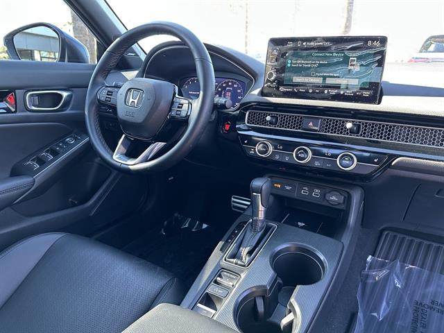 2022 Honda Civic Hatchback Sport Touring photo 11