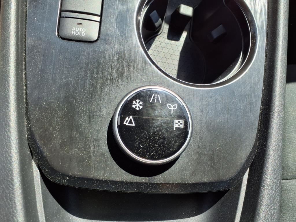 2024 Nissan Rogue S photo 15