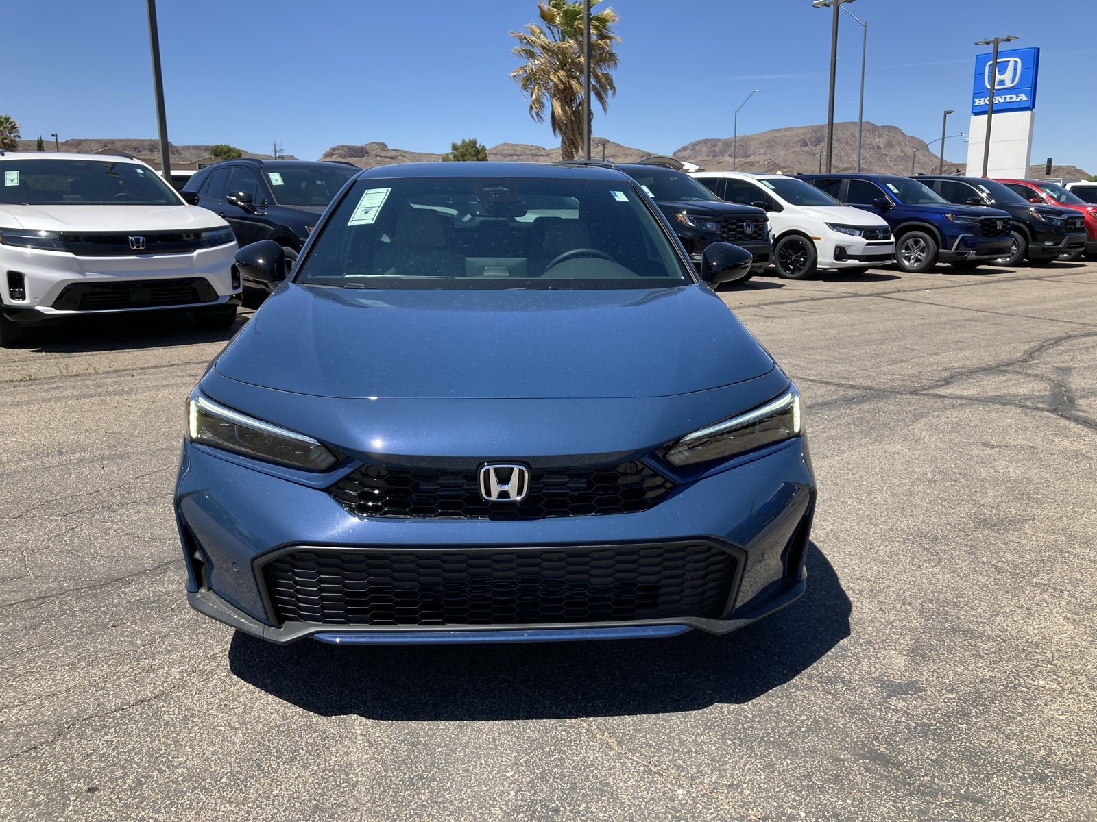 2025 Honda Civic Hybrid Sport Touring photo 2