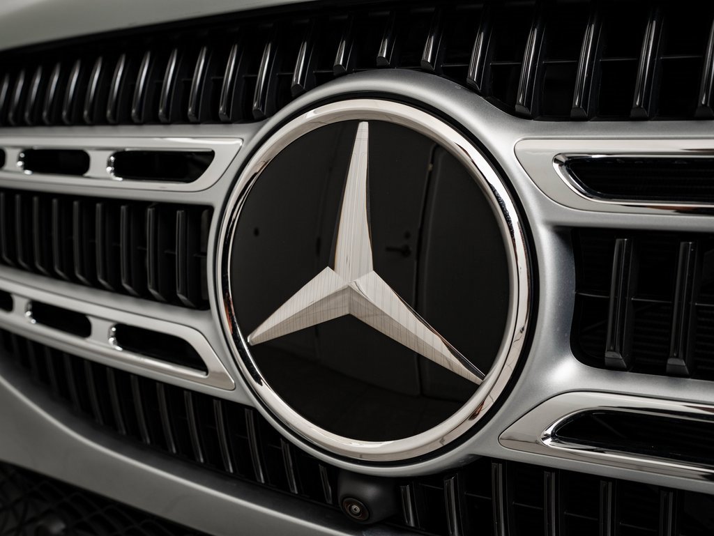 2026 Mercedes Benz GLE 350 4MATIC photo 3