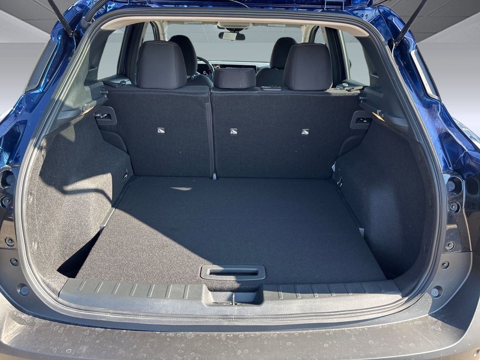 2026 Nissan Kicks SV photo 23