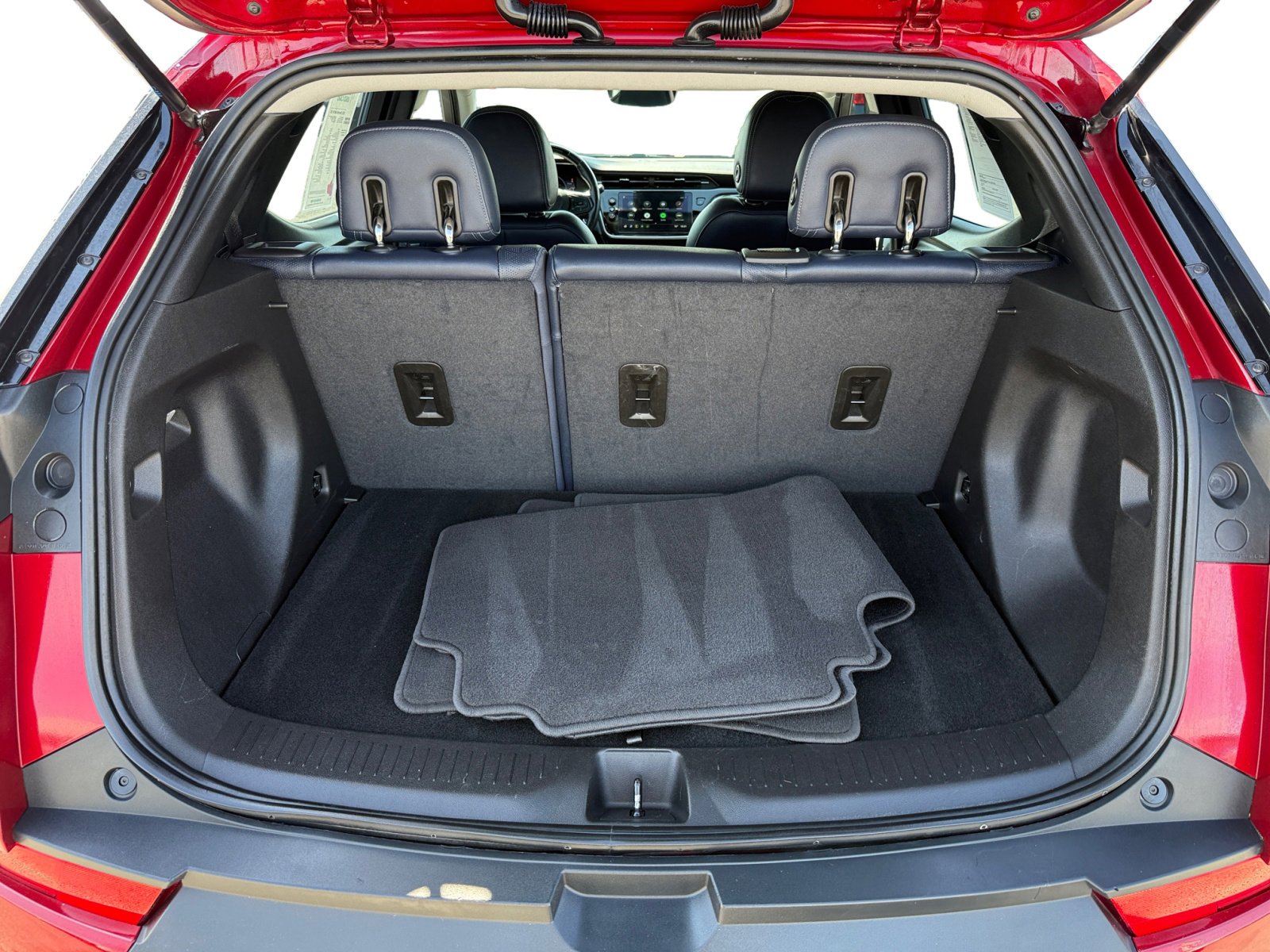 2022 Chevrolet Bolt EUV Premier photo 17