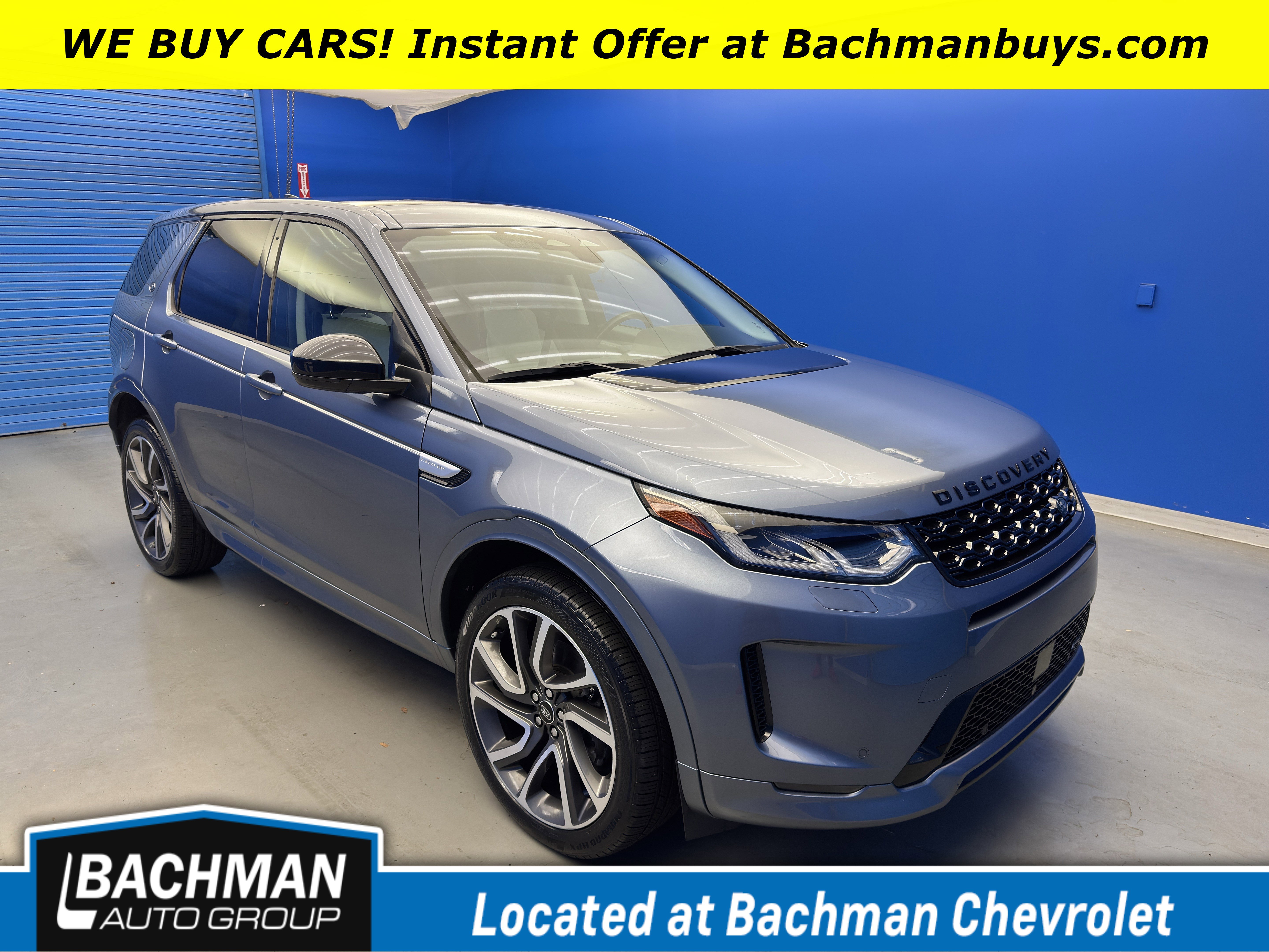 2023 Land Rover Discovery Sport SE's photo