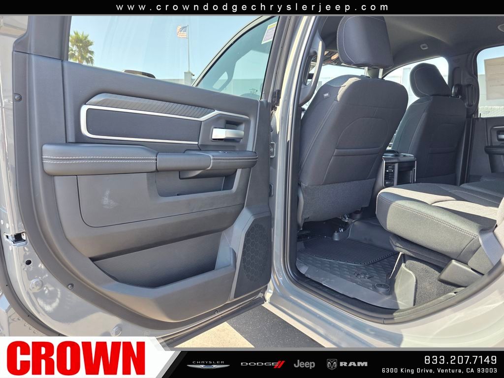 2026 Ram 3500 Big Horn photo 16