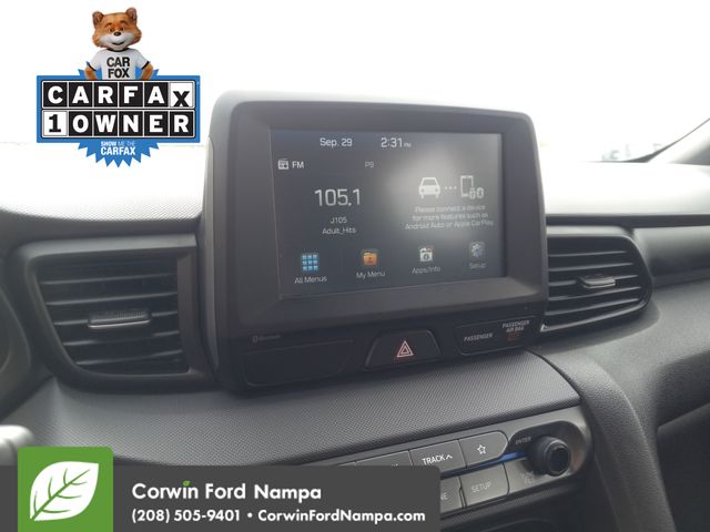 2020 Hyundai Veloster 2.0L Premium photo 16
