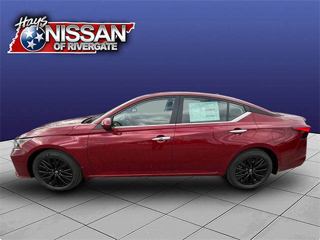 2025 Nissan Altima SV photo 4