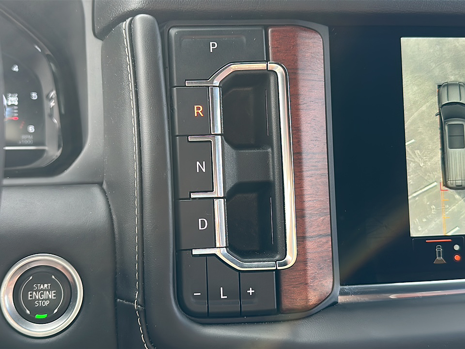 2023 Gmc Yukon Denali Ultimate photo 9