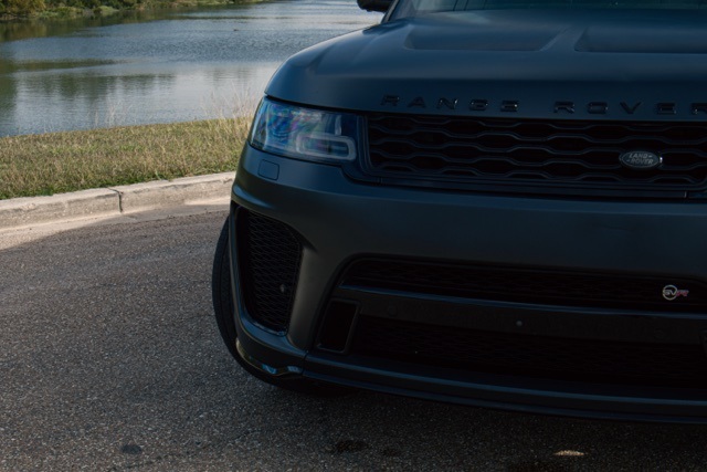 2020 Land Rover Range Rover Sport SVR photo 3