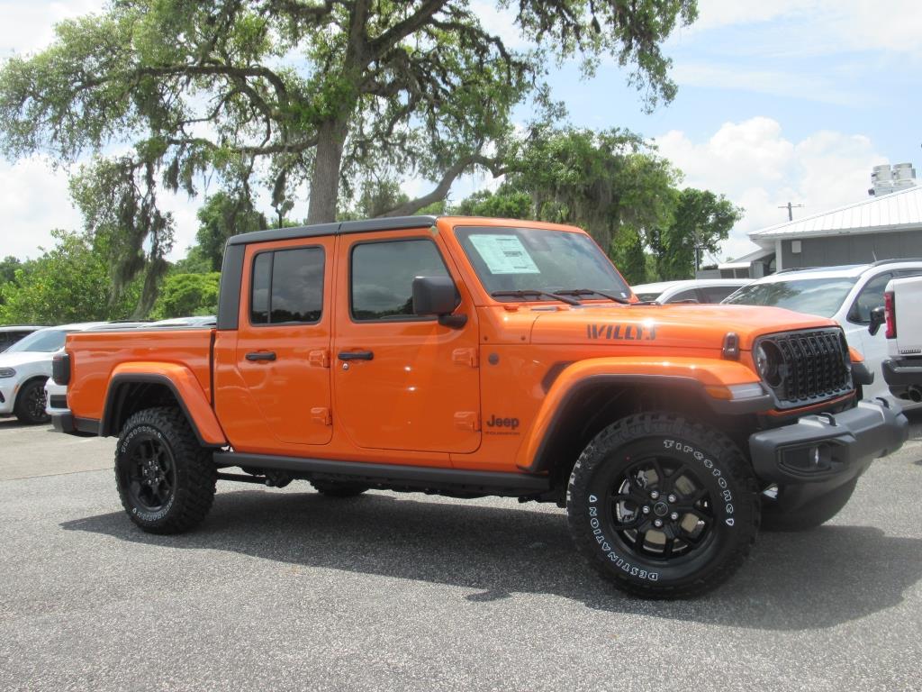 2025 Jeep Gladiator Willys photo 2