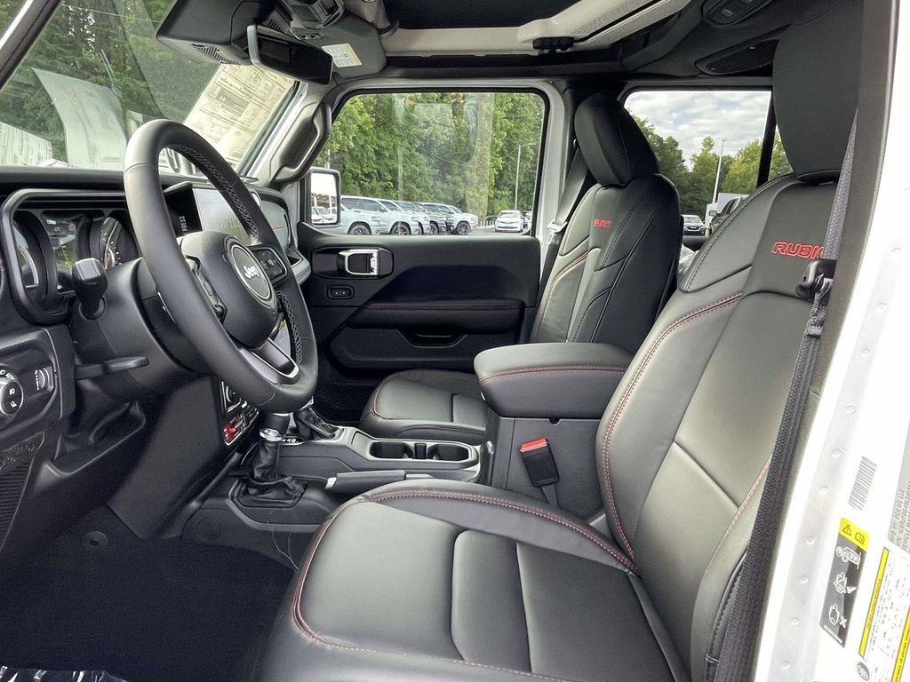 2025 Jeep Gladiator Rubicon photo 22