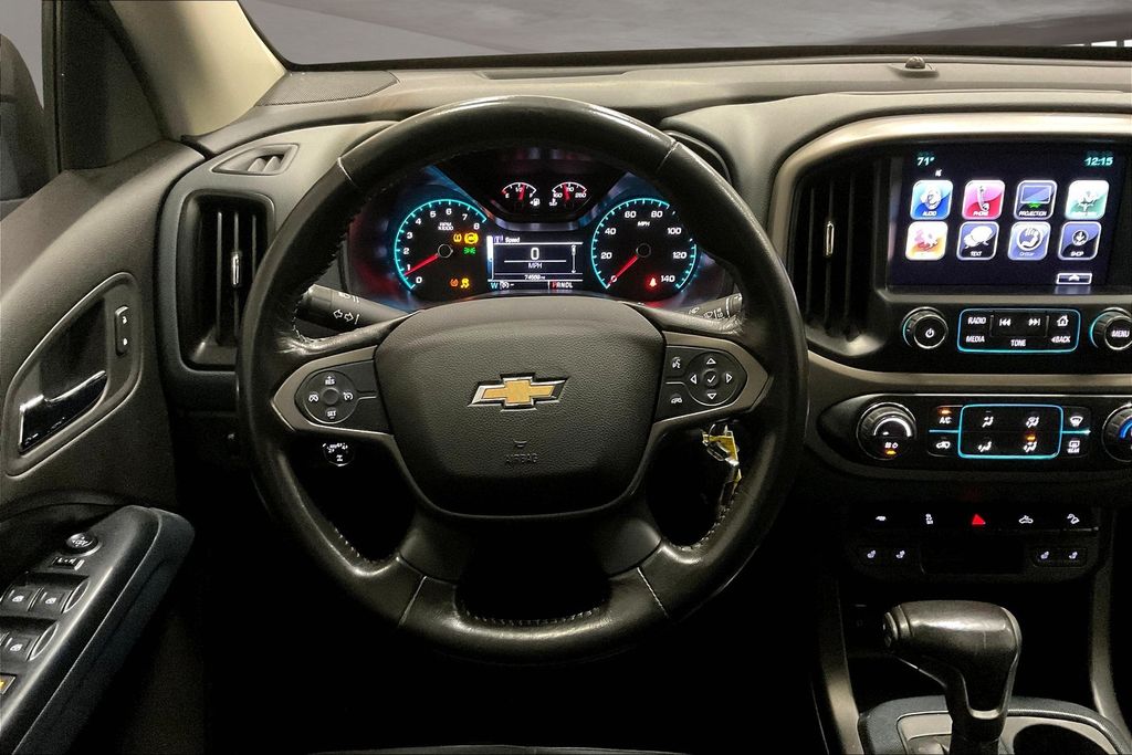 2017 Chevrolet Colorado Z71 photo 5