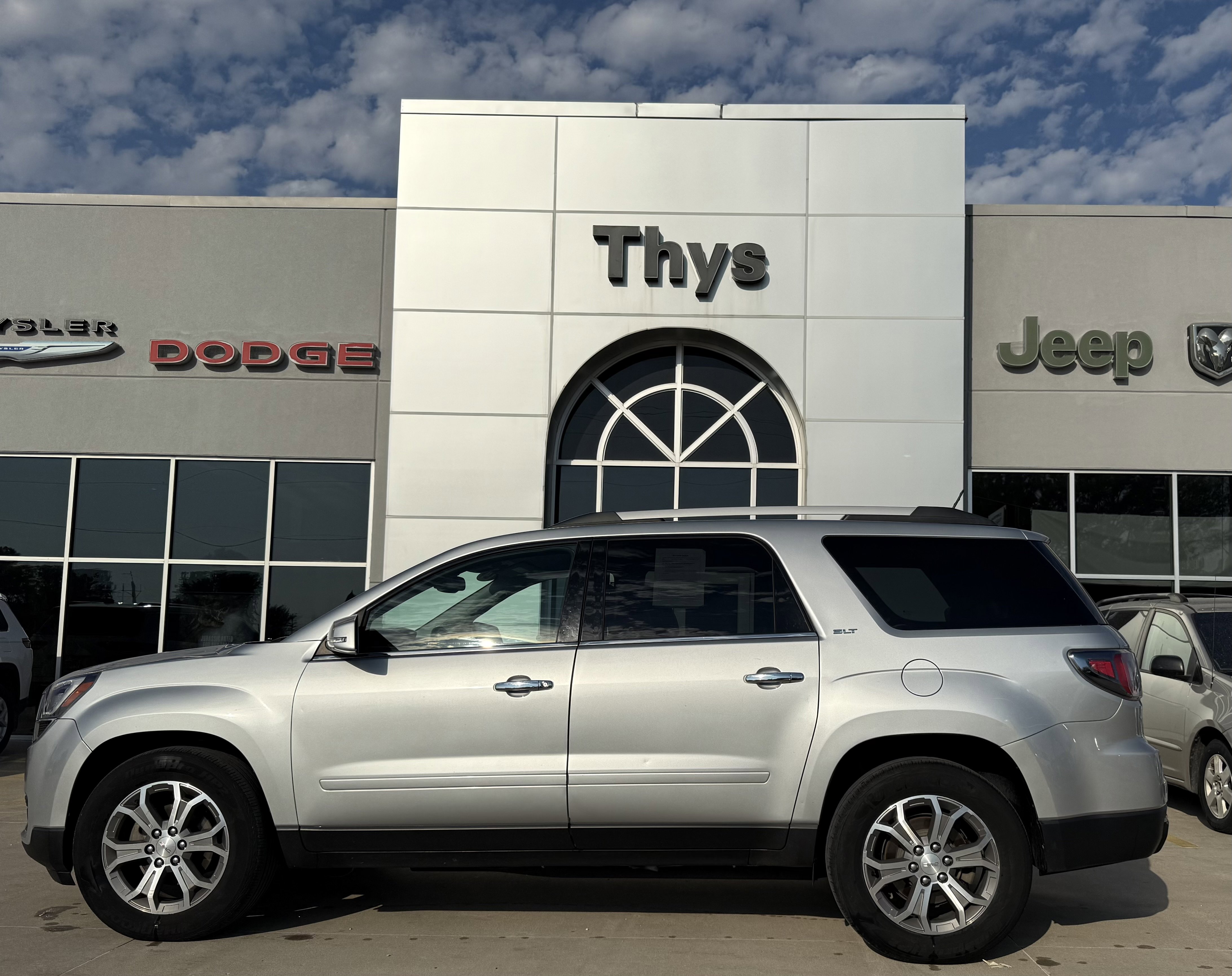 2014 Gmc Acadia SLT photo 24