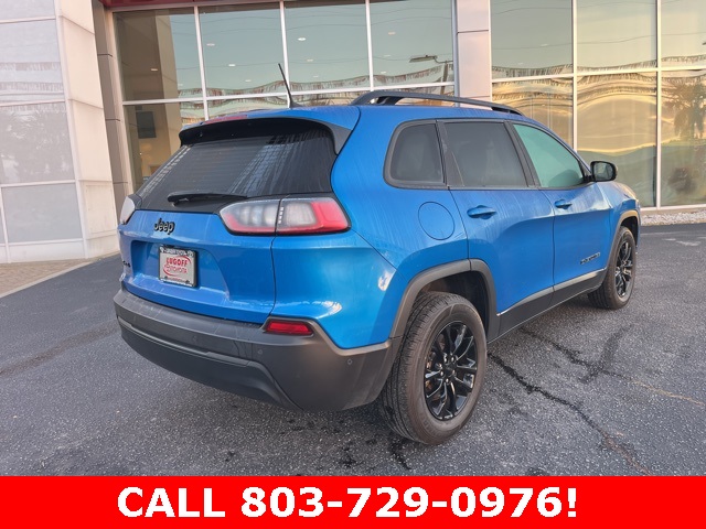 2023 Jeep Cherokee Altitude photo 2