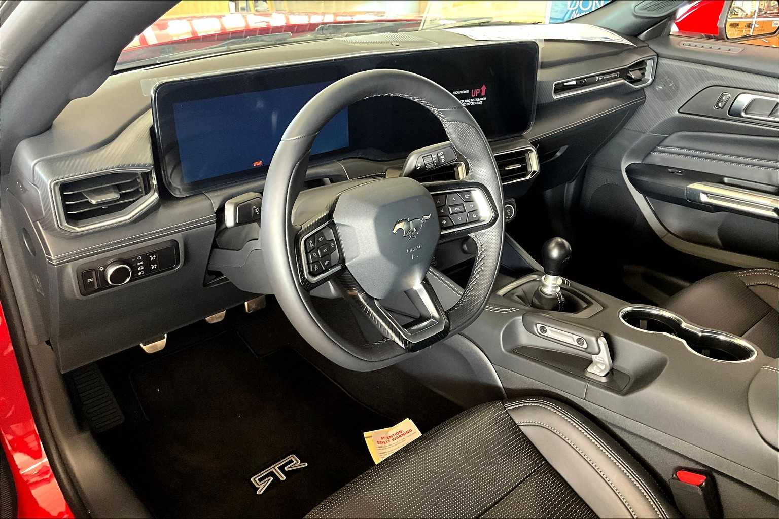 2025 Ford Mustang GT Premium photo 7