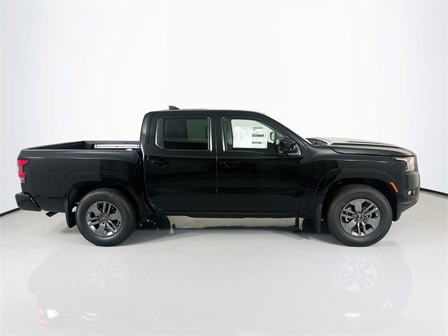 2025 Nissan Frontier SV photo 8