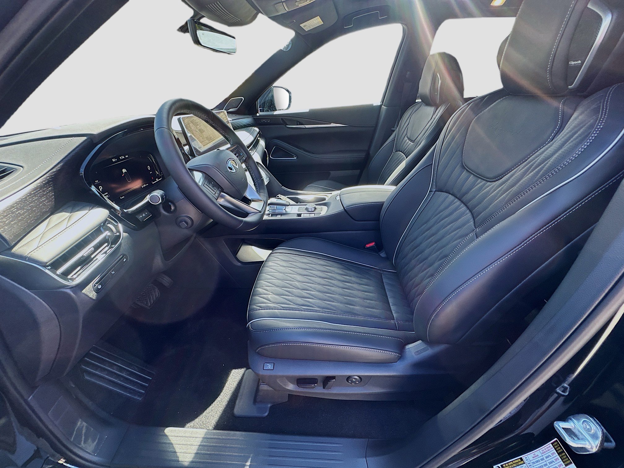 2026 Infiniti QX60 Autograph AWD photo 16