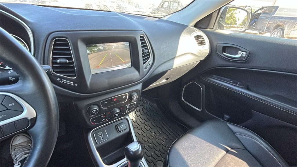 2019 Jeep Compass Latitude photo 32